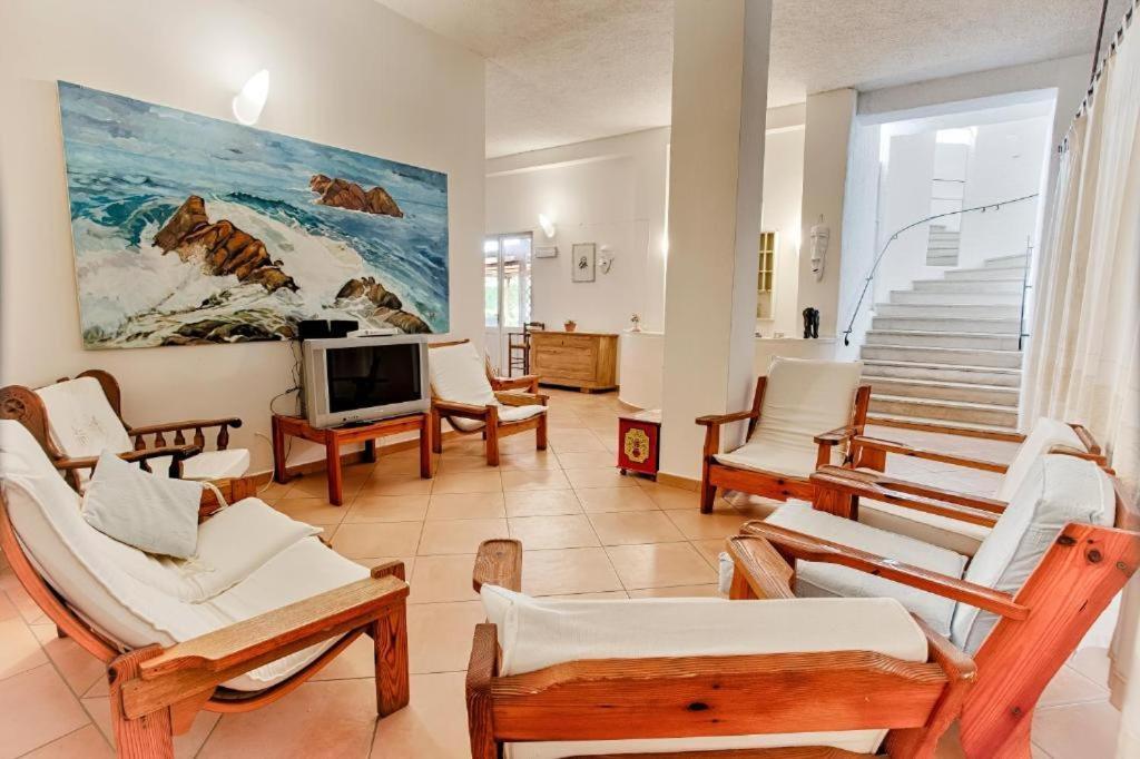 Hotel Al Faro Spiaggia La Cinta Santeodoro San Teodoro  Extérieur photo