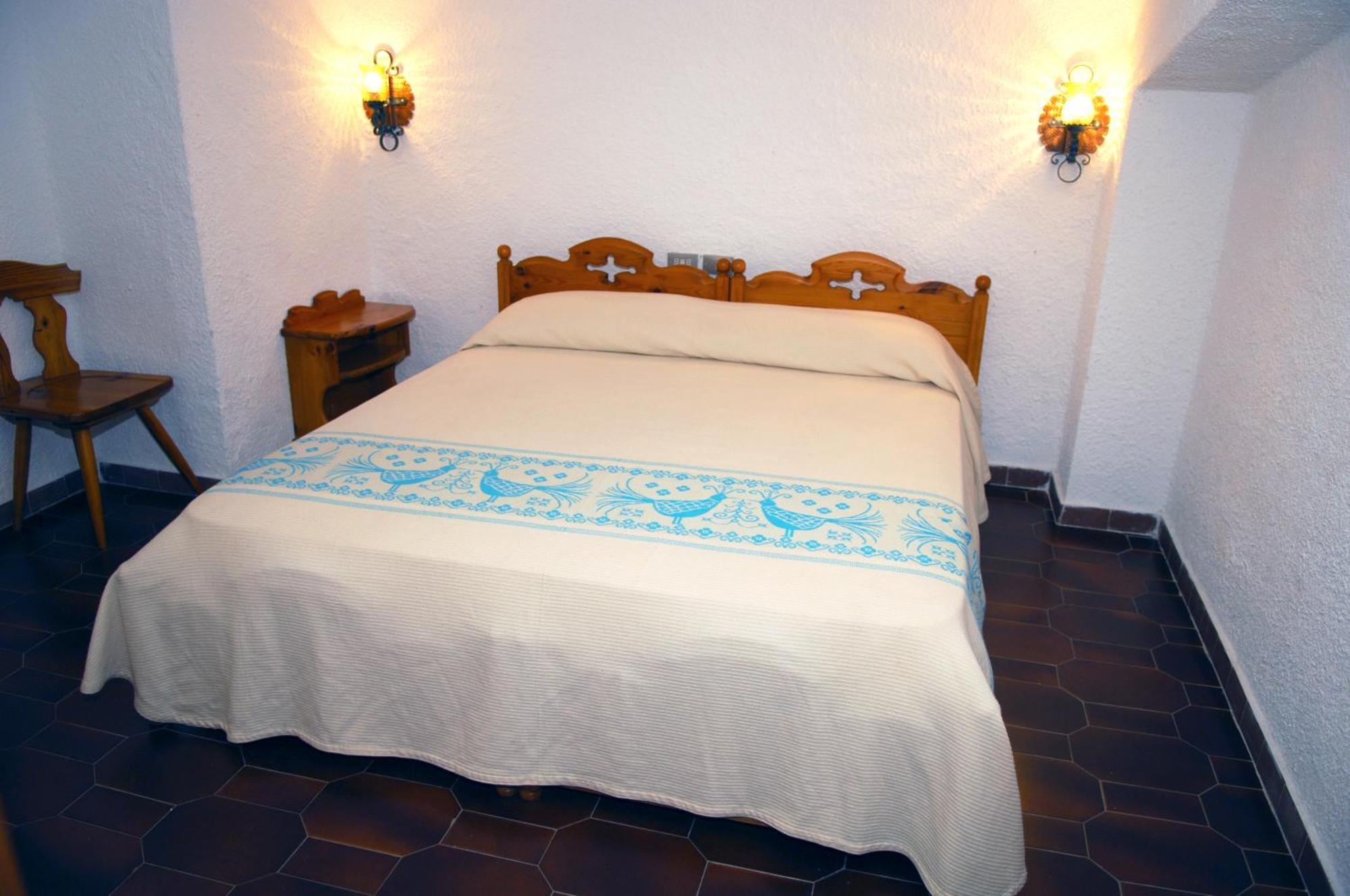 Hotel Al Faro Spiaggia La Cinta Santeodoro San Teodoro  Extérieur photo